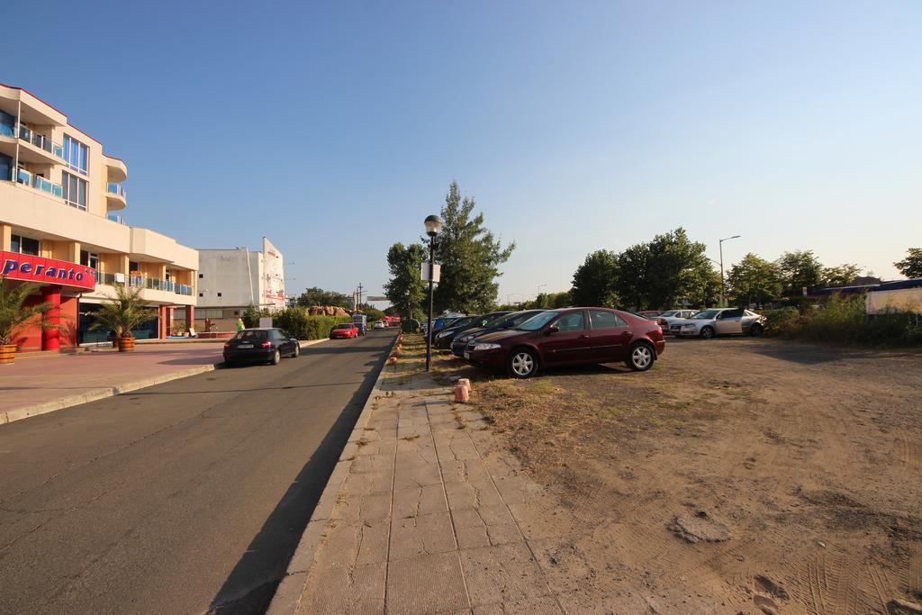 Menada Apartments In ساني بيتش المظهر الخارجي الصورة