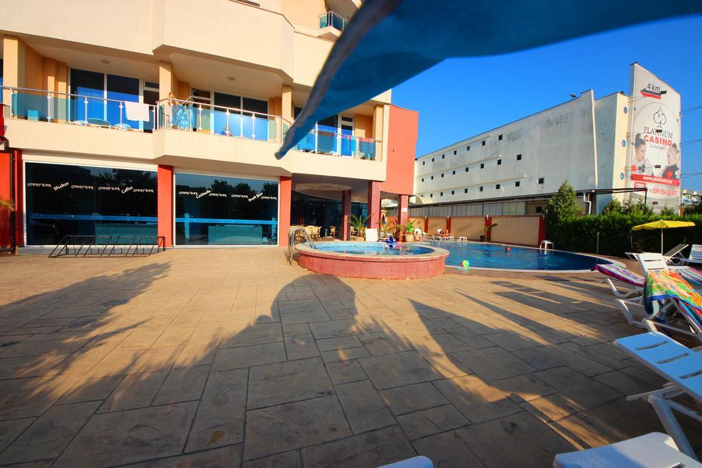 Menada Apartments In ساني بيتش المظهر الخارجي الصورة