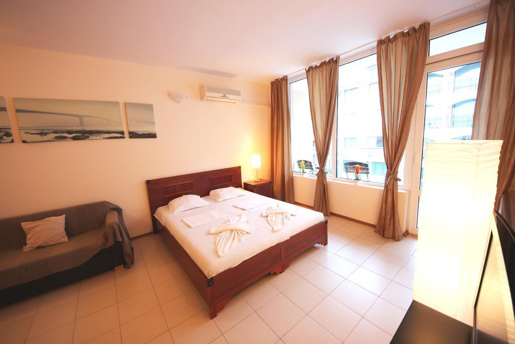 Menada Apartments In ساني بيتش المظهر الخارجي الصورة