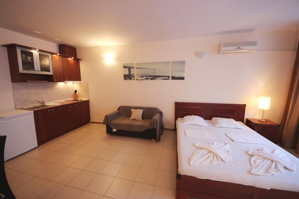 Menada Apartments In ساني بيتش المظهر الخارجي الصورة
